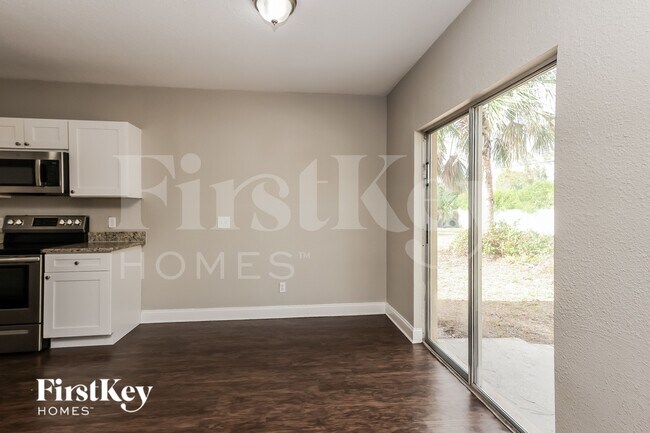 Building Photo - 1553 S Cranberry Blvd