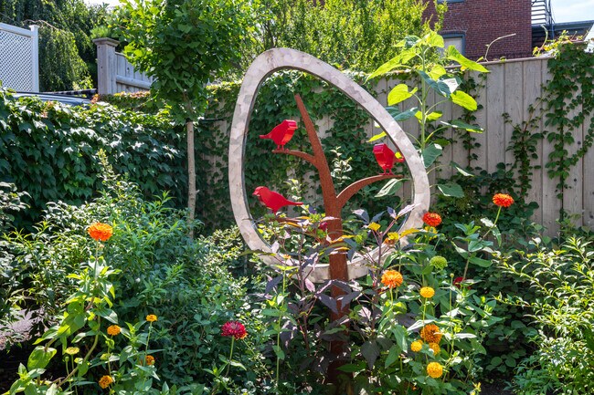 Building Photo - 229 Cumberland Ave