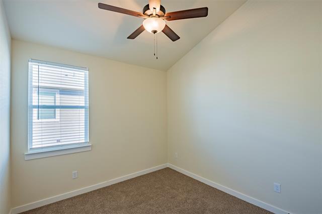 Building Photo - 643 Wheatfield Dr