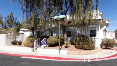 Building Photo - FULLY FURNISHED HOME IN INSPIRATION AT GRE...
