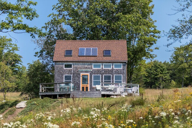 Building Photo - 378 Mill Rd