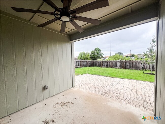 Building Photo - 724 Liberty Valley Dr
