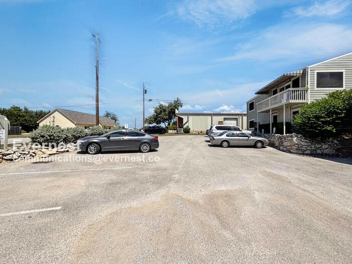 Building Photo - 5801 Thunderbird St