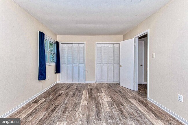 Building Photo - 8467 Ivy Glen Ct