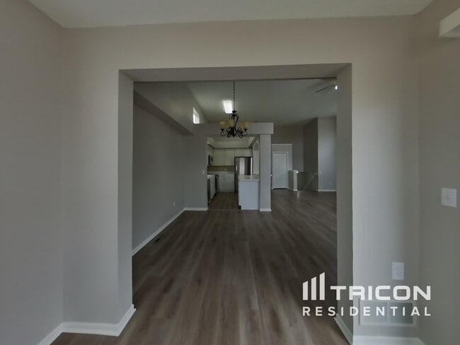 Building Photo - 9638 Zircon Ln N