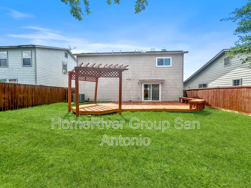 Building Photo - 128 Gatewood Bay