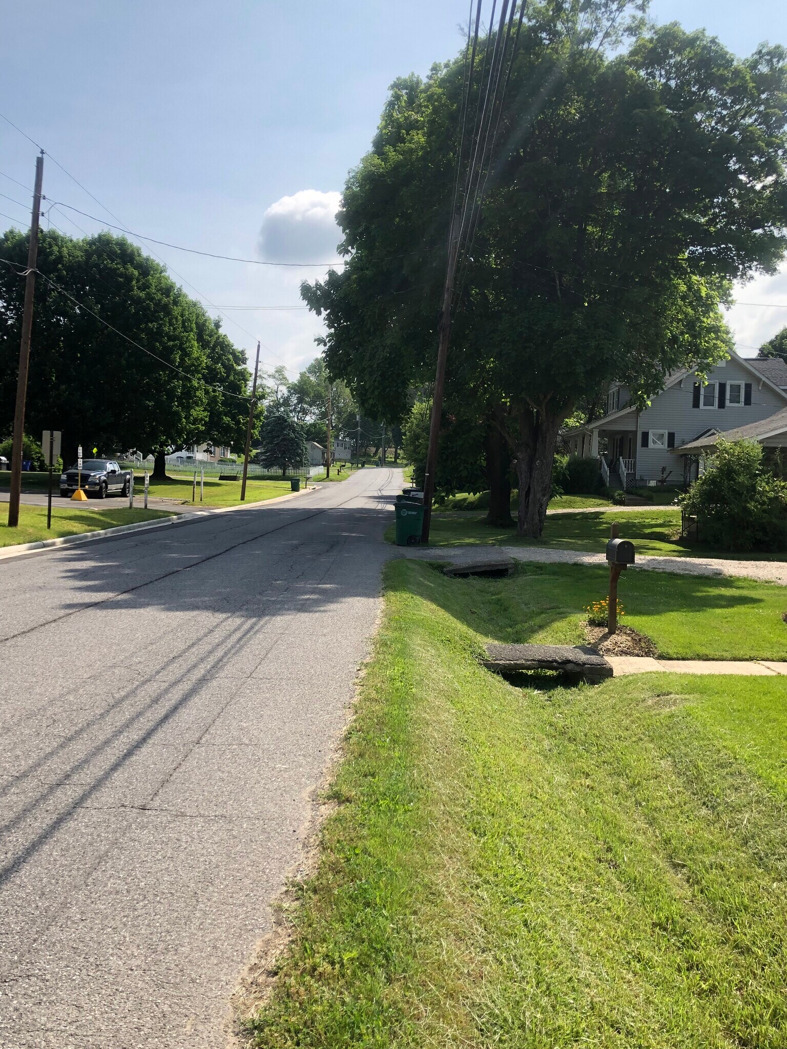Front Yard Street View - 645 Ellett Rd NE