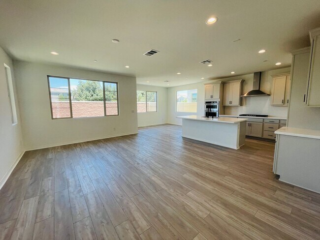 Building Photo - Located in the highly sought-after master-planned community of The Preserve at Chino, this modern...