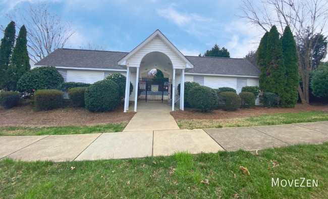 Building Photo - 255 Luzelle Dr