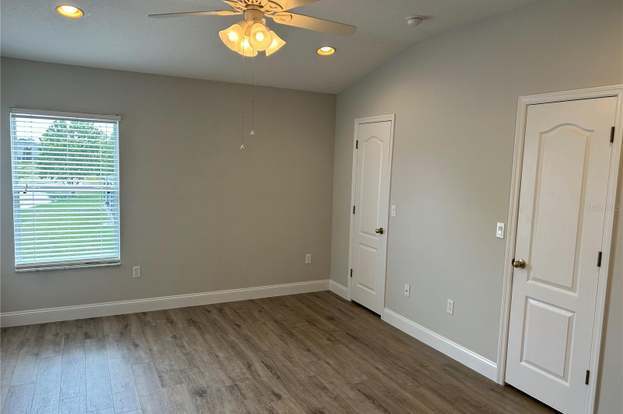 Building Photo - 15661 Stable Run Dr