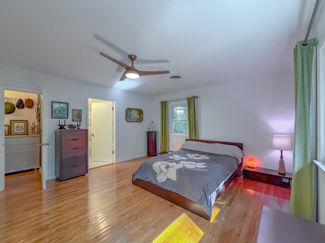Building Photo - 1008 Dogwood Dr