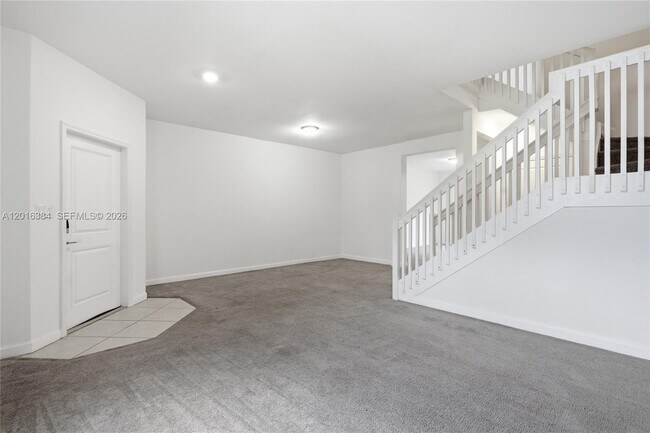 Building Photo - 20714 NE 5th Ct