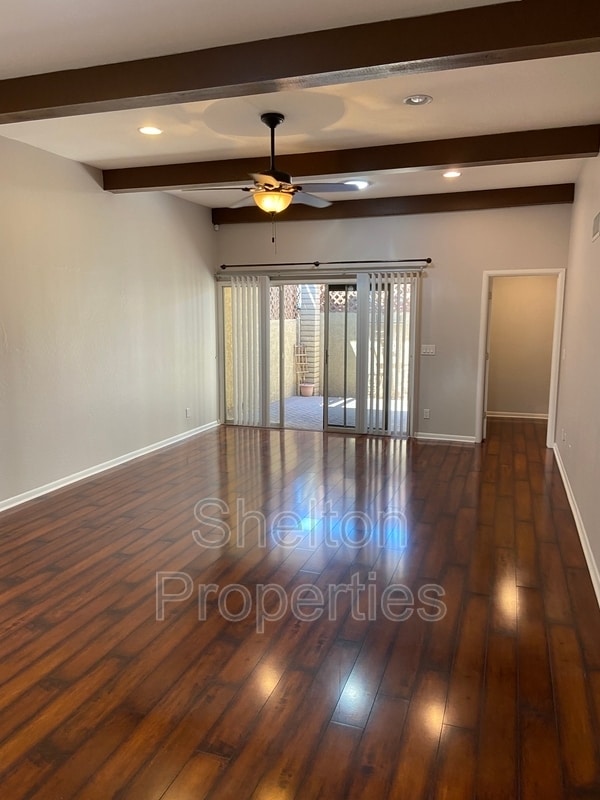 Building Photo - 1262 E Avenida Hermosa