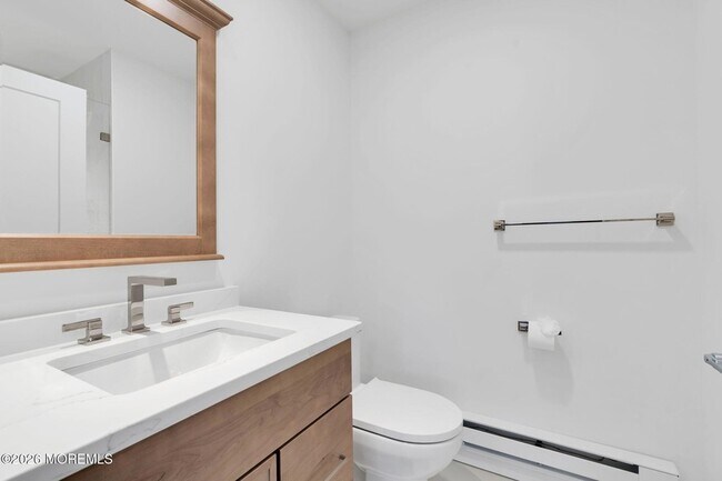 Building Photo - 42 Lexington Ct