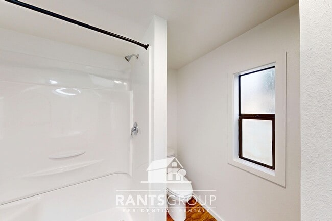 Building Photo - Fully remodeled 2 Bedroom, 2 Bath rambler! Huge Fenced Yard!