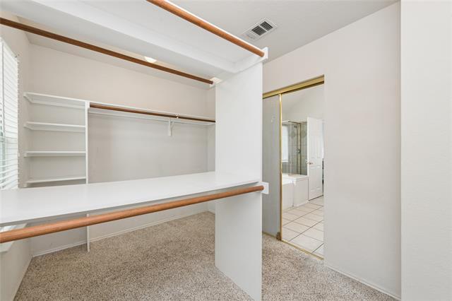 Building Photo - 5909 Vineyard Ln