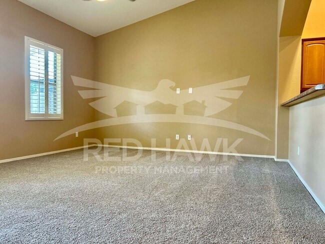 Building Photo - 879 S Phelps Dr