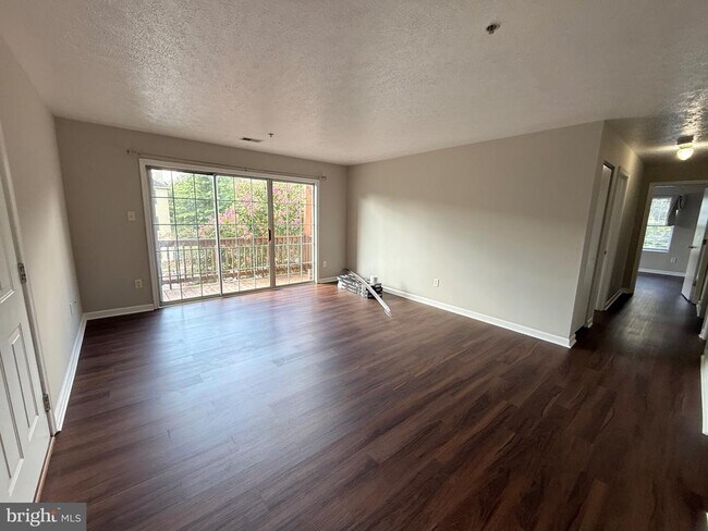 Building Photo - 129 Brookland Terrace