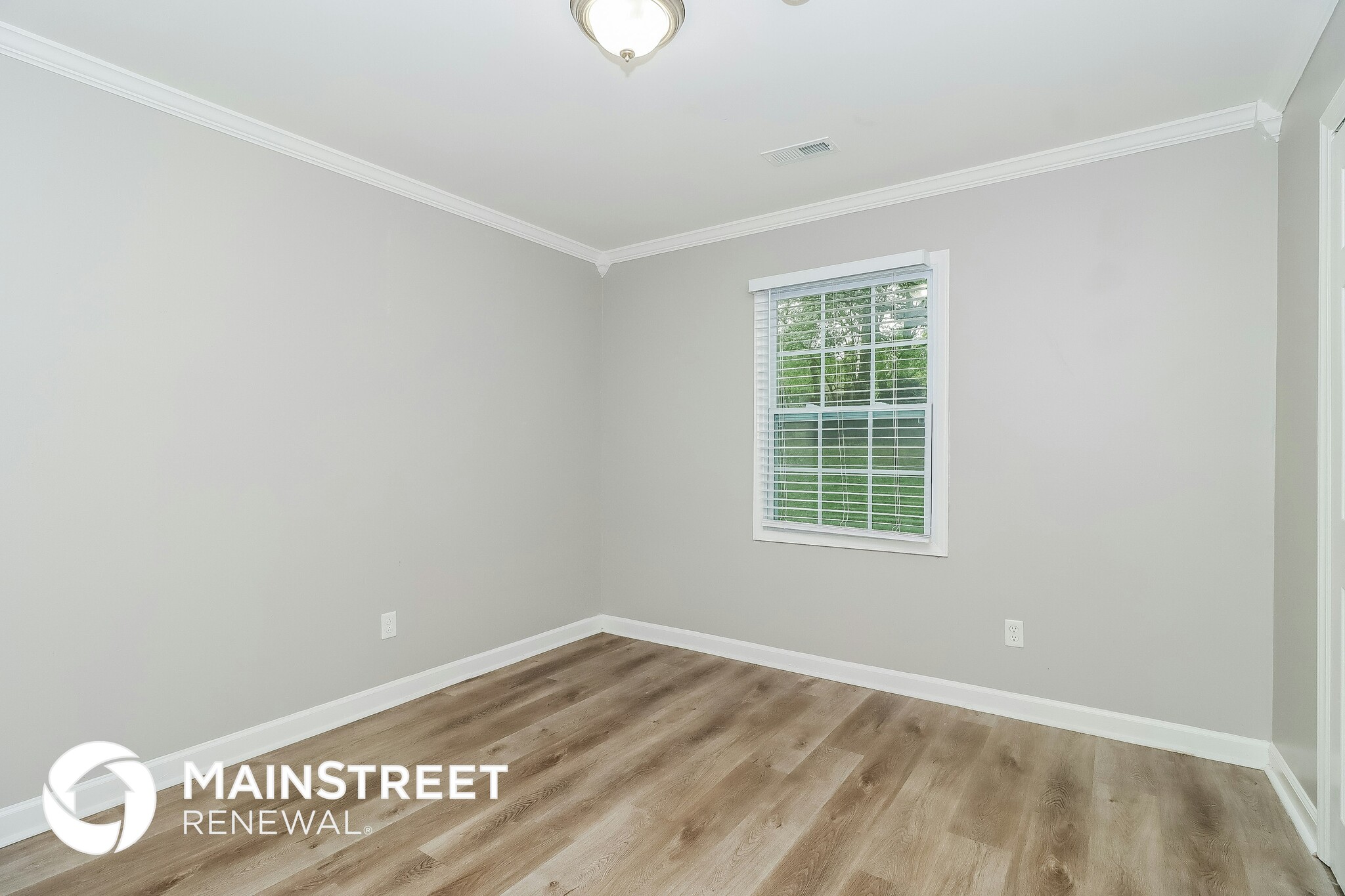 Building Photo - 1303 Bellingham Dr