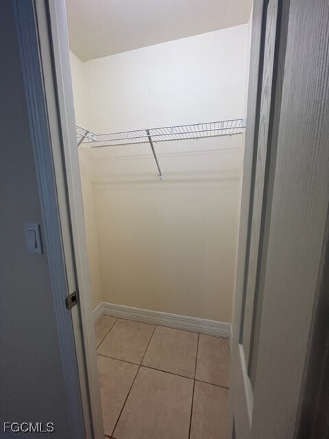 Building Photo - 3022 SE Santa Barbara Pl