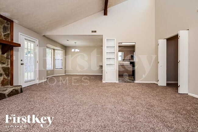 Building Photo - 765 Fieldstone Dr