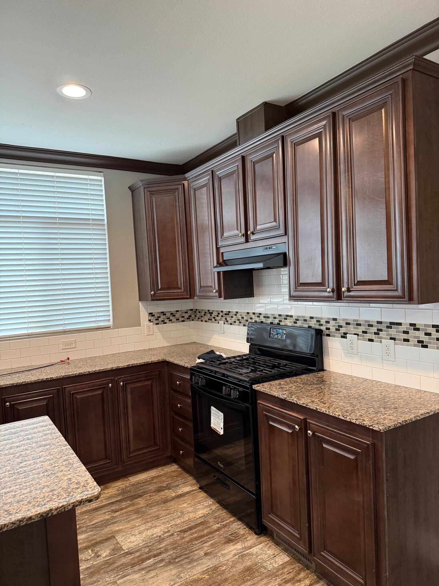 Building Photo - 819 Dianne Dr