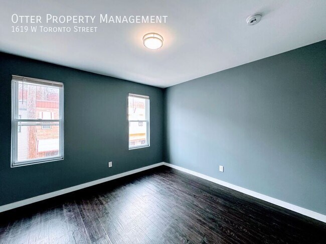 Building Photo - 1619 W Toronto St