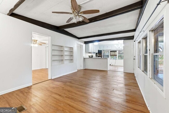 Building Photo - 3831 King Dr