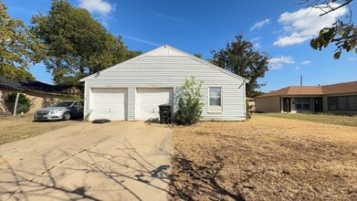 Building Photo - 1905-1907 St