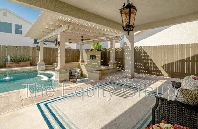 Building Photo - 145 E Taylor Ave