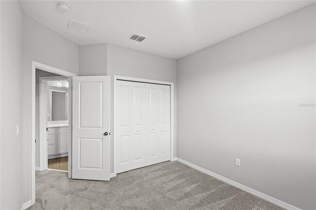 Building Photo - 15977 Grafton Wy