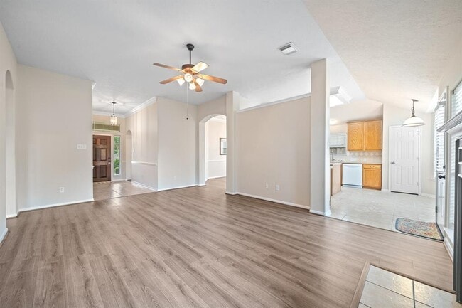 Building Photo - 21002 Normandy Forest Dr
