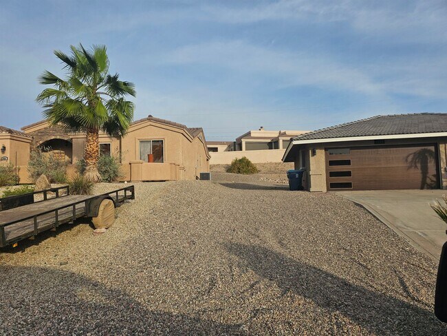 Building Photo - Fully Furnished Summer Rental