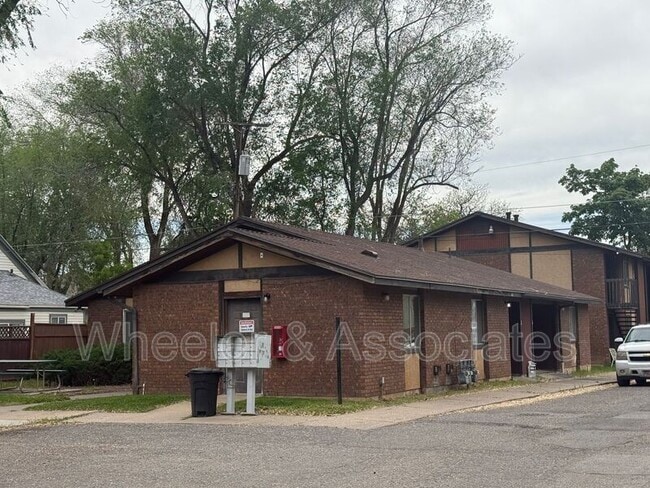 Building Photo - 2650 Jefferson Ave