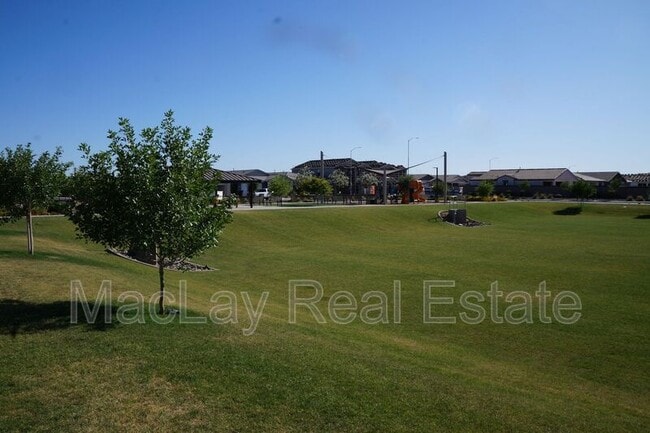 Building Photo - 6123 S Oxley