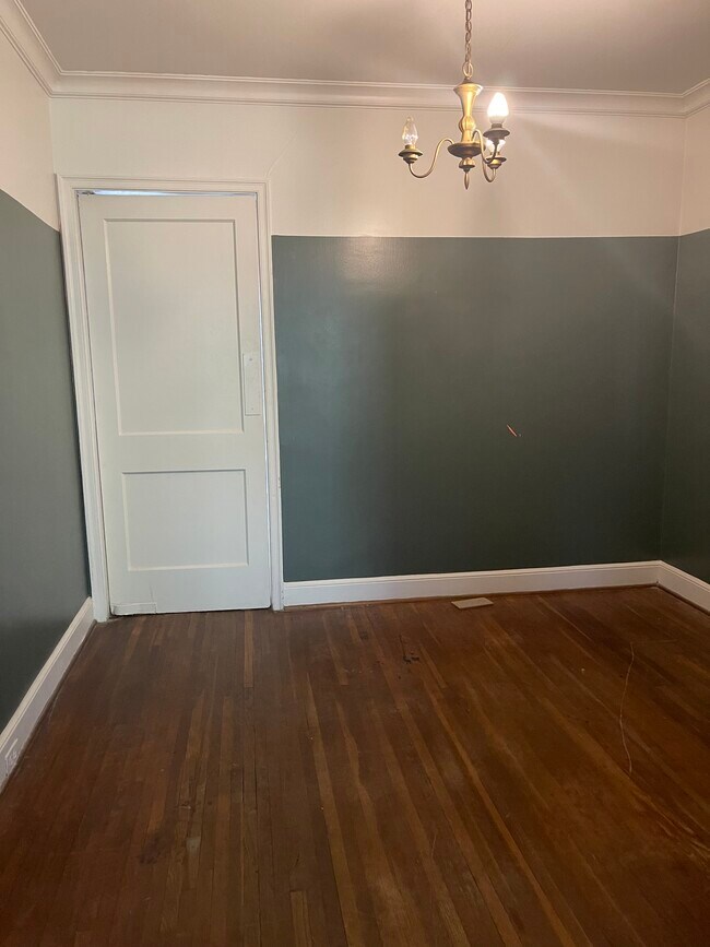 Building Photo - 3030 Carol Ave