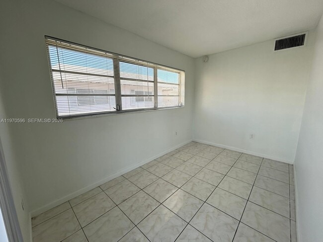 Building Photo - 7426 SW 82nd St