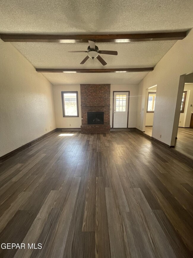 Building Photo - 1382 Adabel Dr