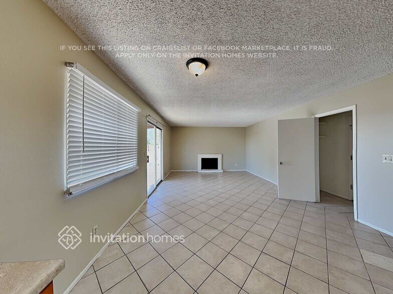 Building Photo - 13802 N 45th Ave