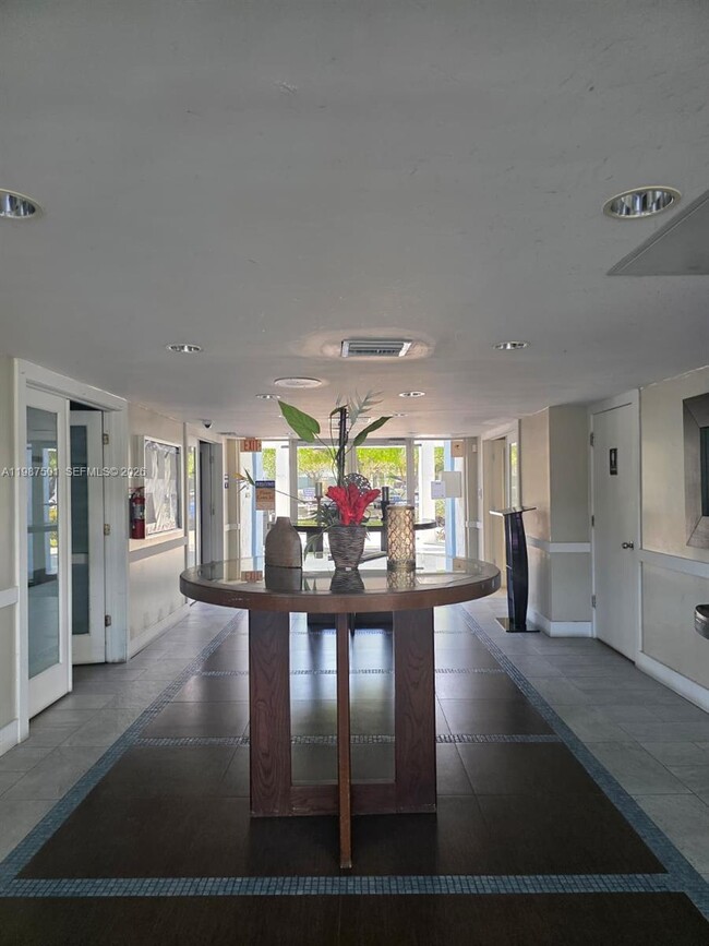 Building Photo - 494 NW 165th St