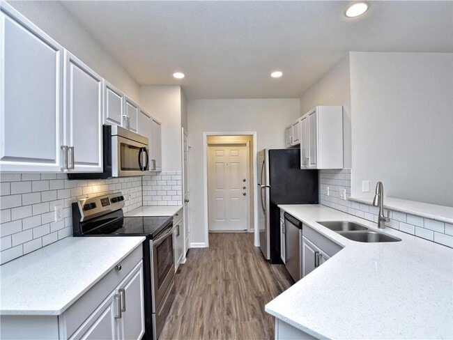 Building Photo - 21511 Pershing Ave