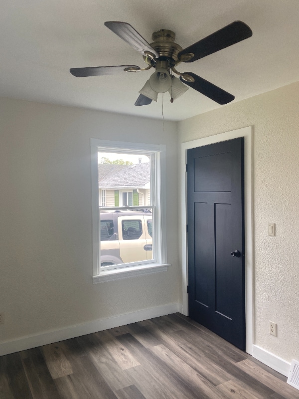 Building Photo - 211 N Forest St