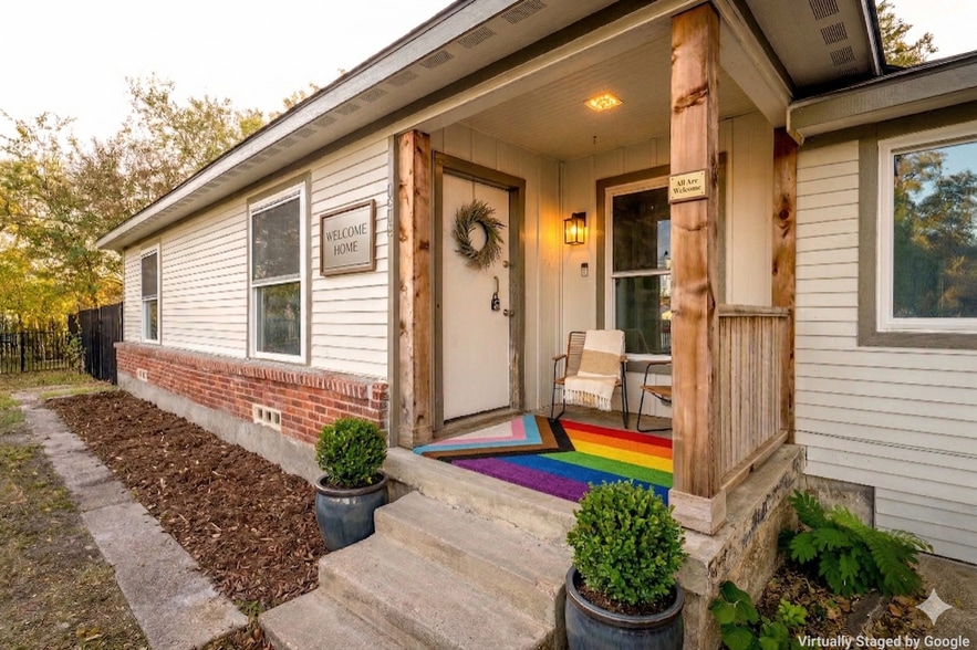 Building Photo - 1315 Whitley Dr