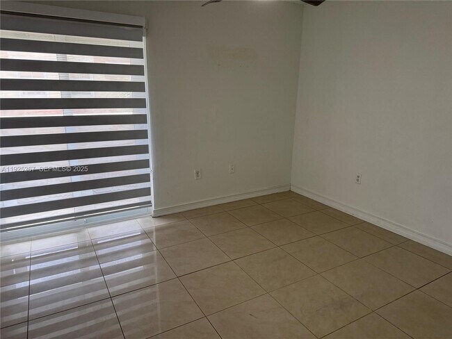 Building Photo - 8630 NW 5th Terrace