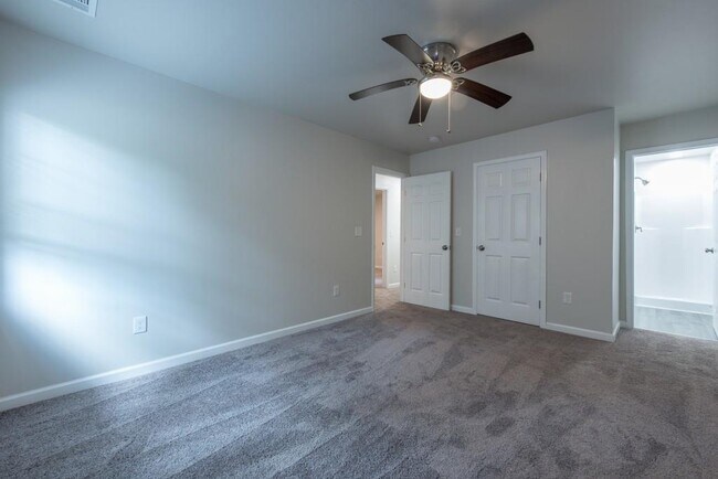 Building Photo - 5461 Brisbane Ct