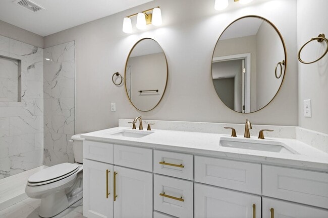 Building Photo - Luxury New 3BR Townhomes | Garage + Pool | 7 min to Fort Bragg