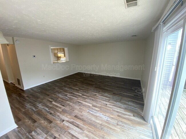 Building Photo - 4749 Hedrick Ln