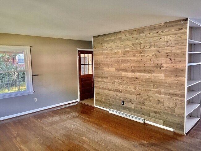 Building Photo - Single Level Home in Bridgewater