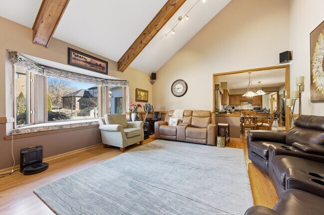 Building Photo - 912 Stonebridge Way