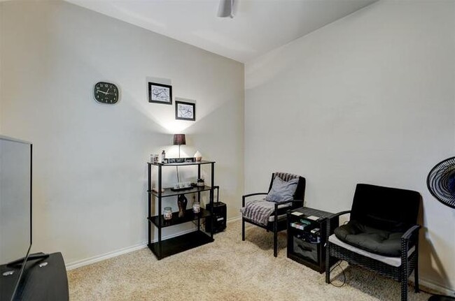 Building Photo - 9020 NW 86th St